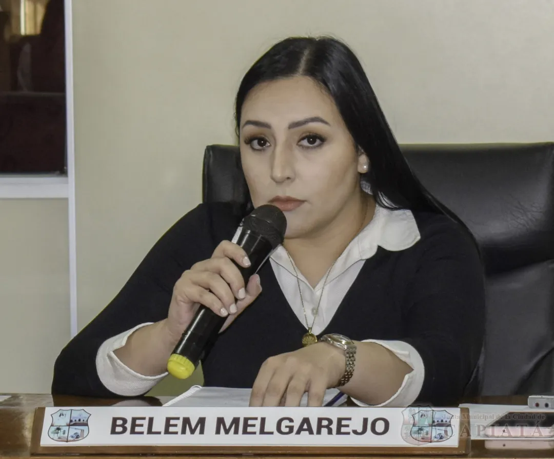 Concejala Melgarejo solicita a la Presidencia de la Junta gestionar ante el Ejecutivo Municipal la reparación de dos calles